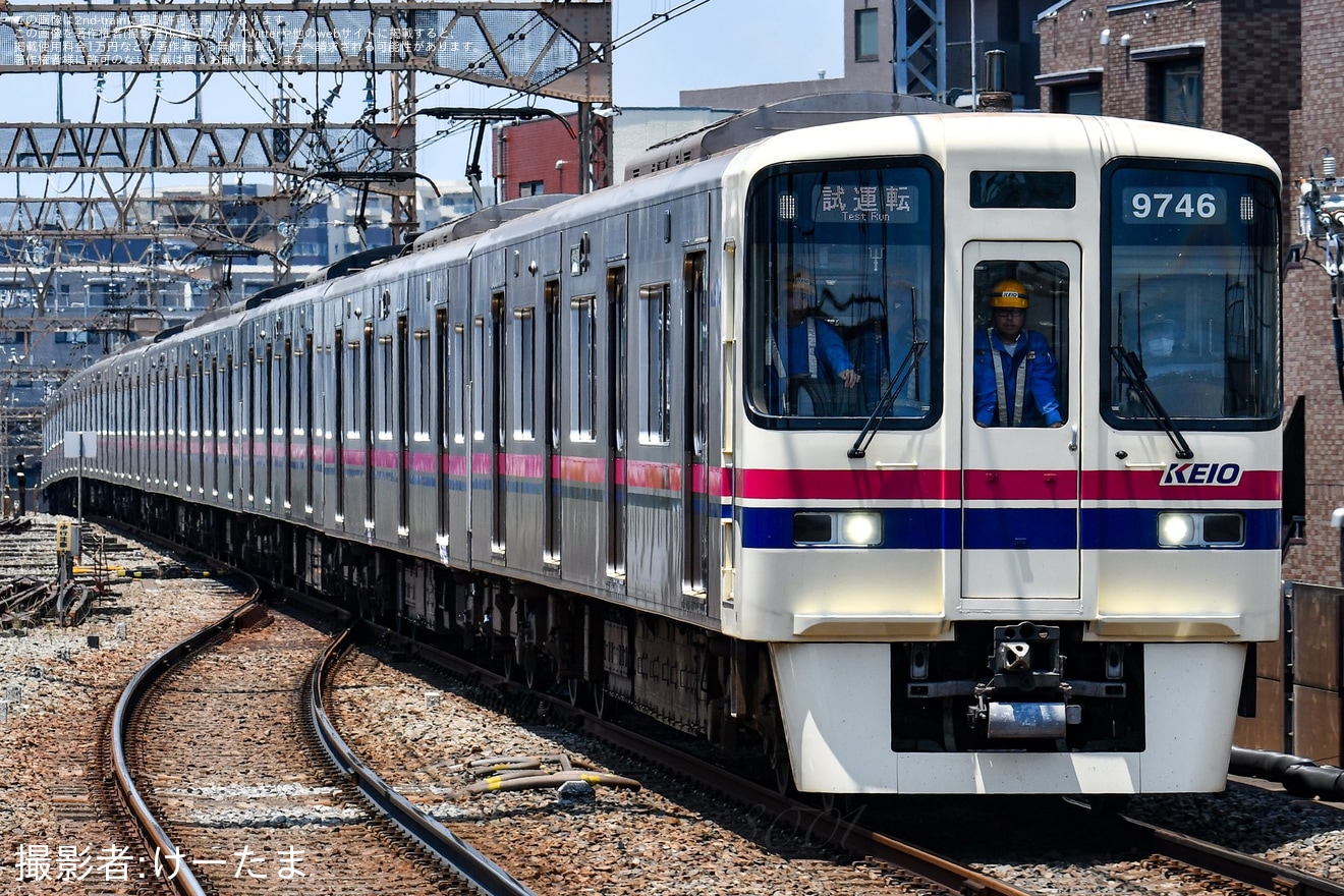 【京王】9000系9746Fが車両振動測定に伴う全線試運転を実施の拡大写真