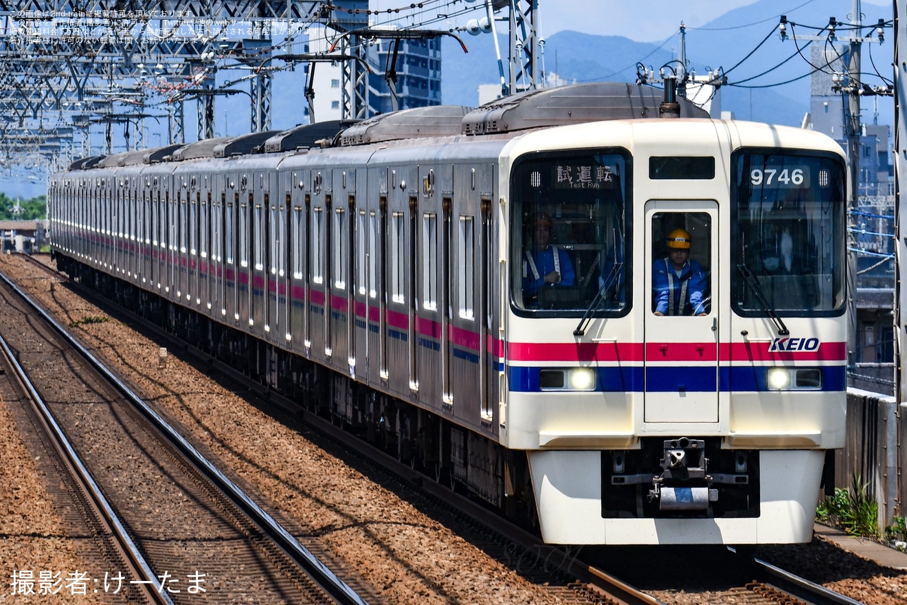 【京王】9000系9746Fが車両振動測定に伴う全線試運転を実施の拡大写真