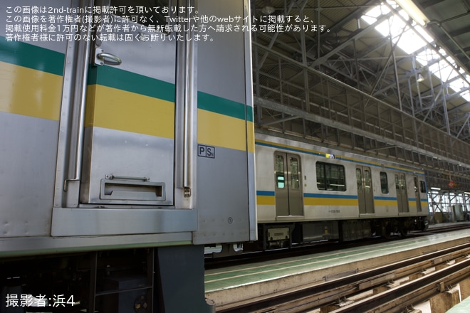 鎌倉車両センター中原支所で撮影された【JR東】鎌倉車両センター中原支所「鶴見線E131系イベント」開催