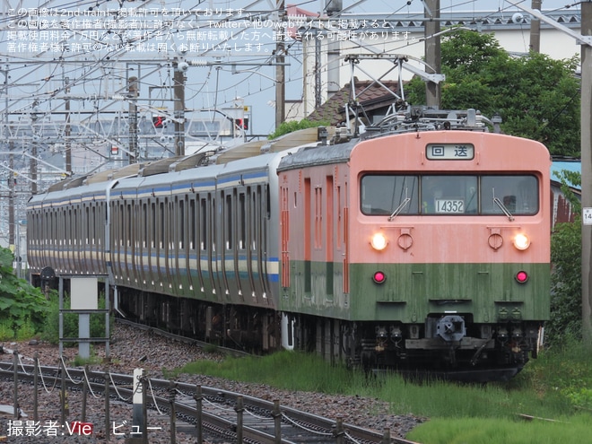 【JR東】クモヤ143の牽引で最後のE217系となるE217系クラY-101編成+Y-102編成 長野総合車両センターで構内入換