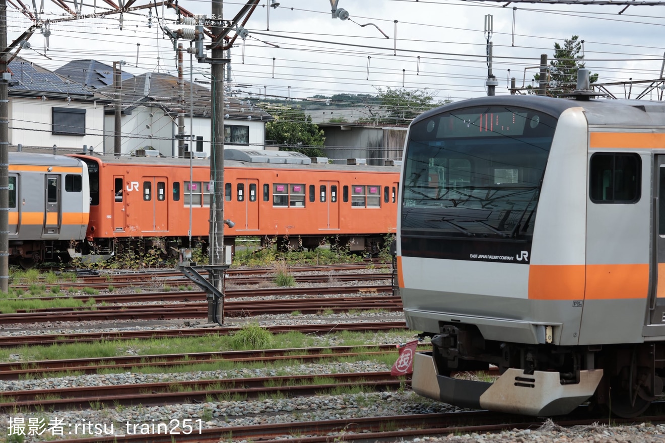 【JR東】クハ201-1が入換を実施の拡大写真