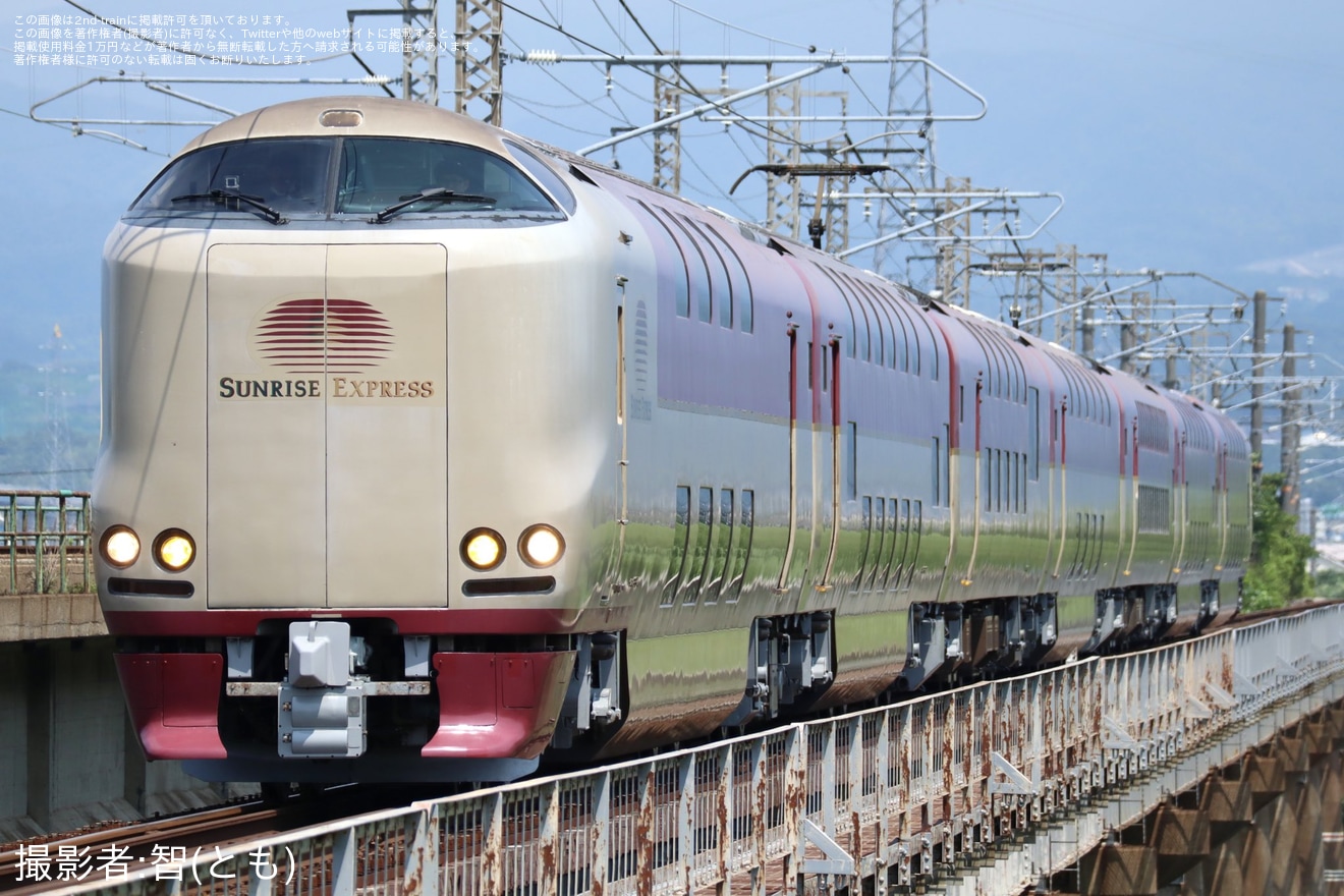【JR西】285系I2編成後藤総合車両所本所出場試運転の拡大写真