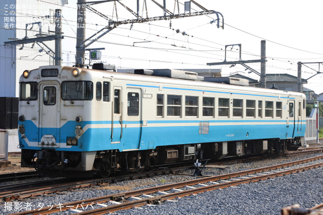 多度津工場で撮影された【JR四】キハ40-2148が検査のため多度津工場入場