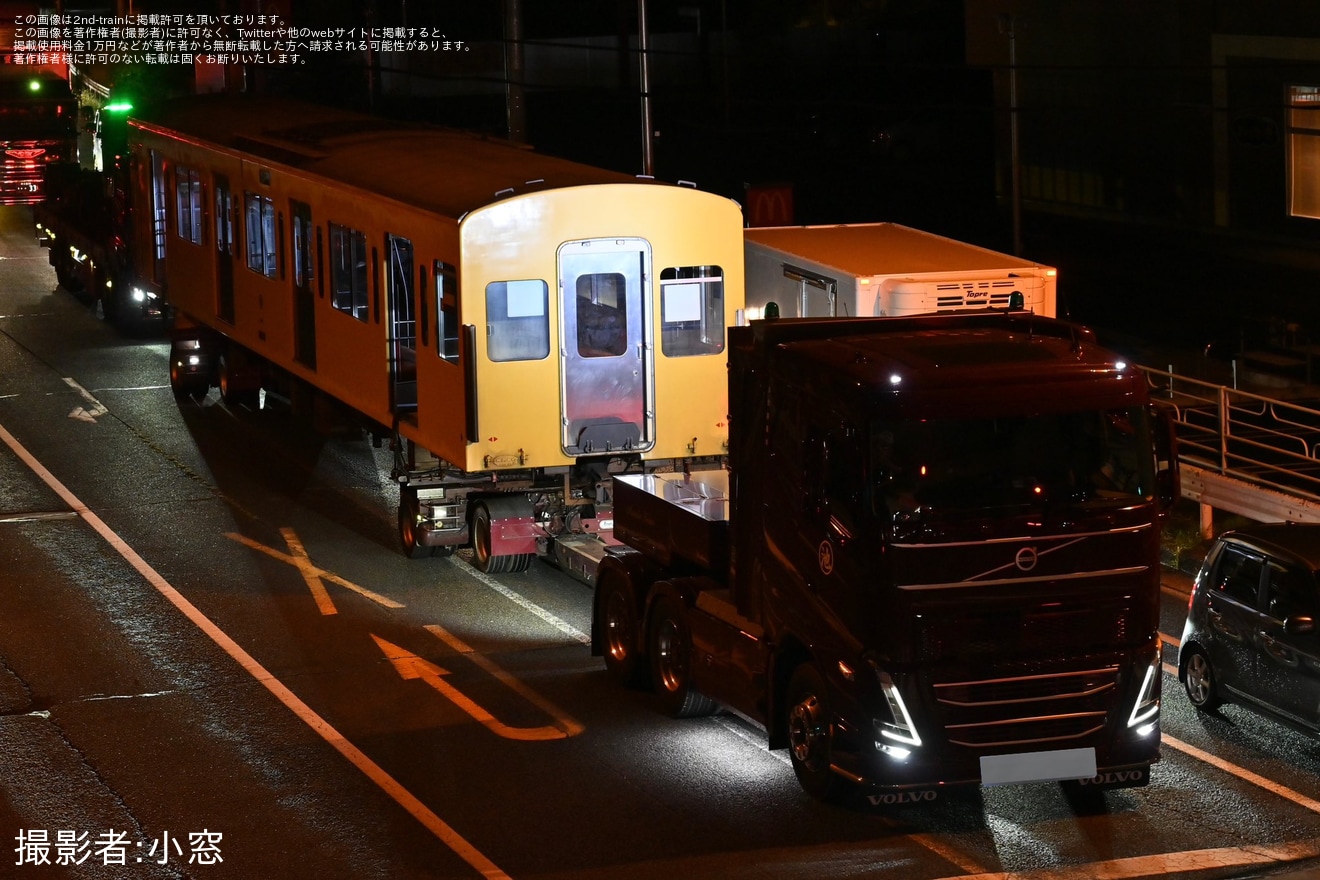 【西武】2000系2051Fが廃車のため陸送の拡大写真