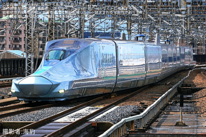 【JR東】E956形S13編成「ALFA-X」東北新幹線試運転で大宮駅15番線へ