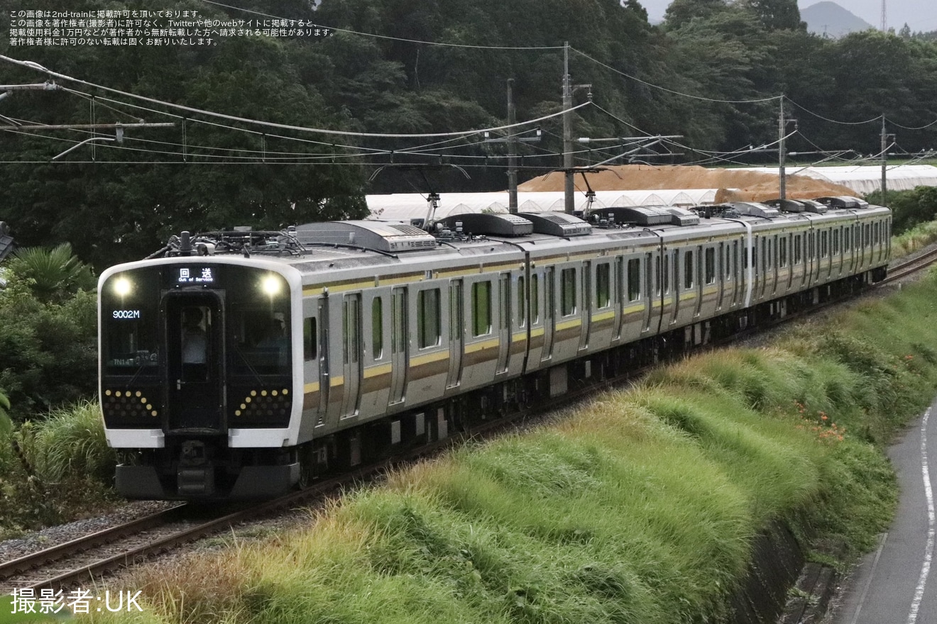 【JR東】E131系TN12編成が救援されE131系6両が運転の拡大写真