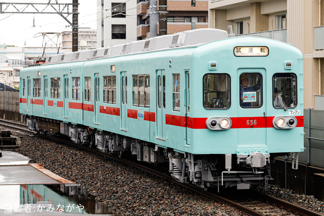 【西鉄】「アイスグリーン」復刻塗装となった600形606Fが検査を終え試運転の拡大写真