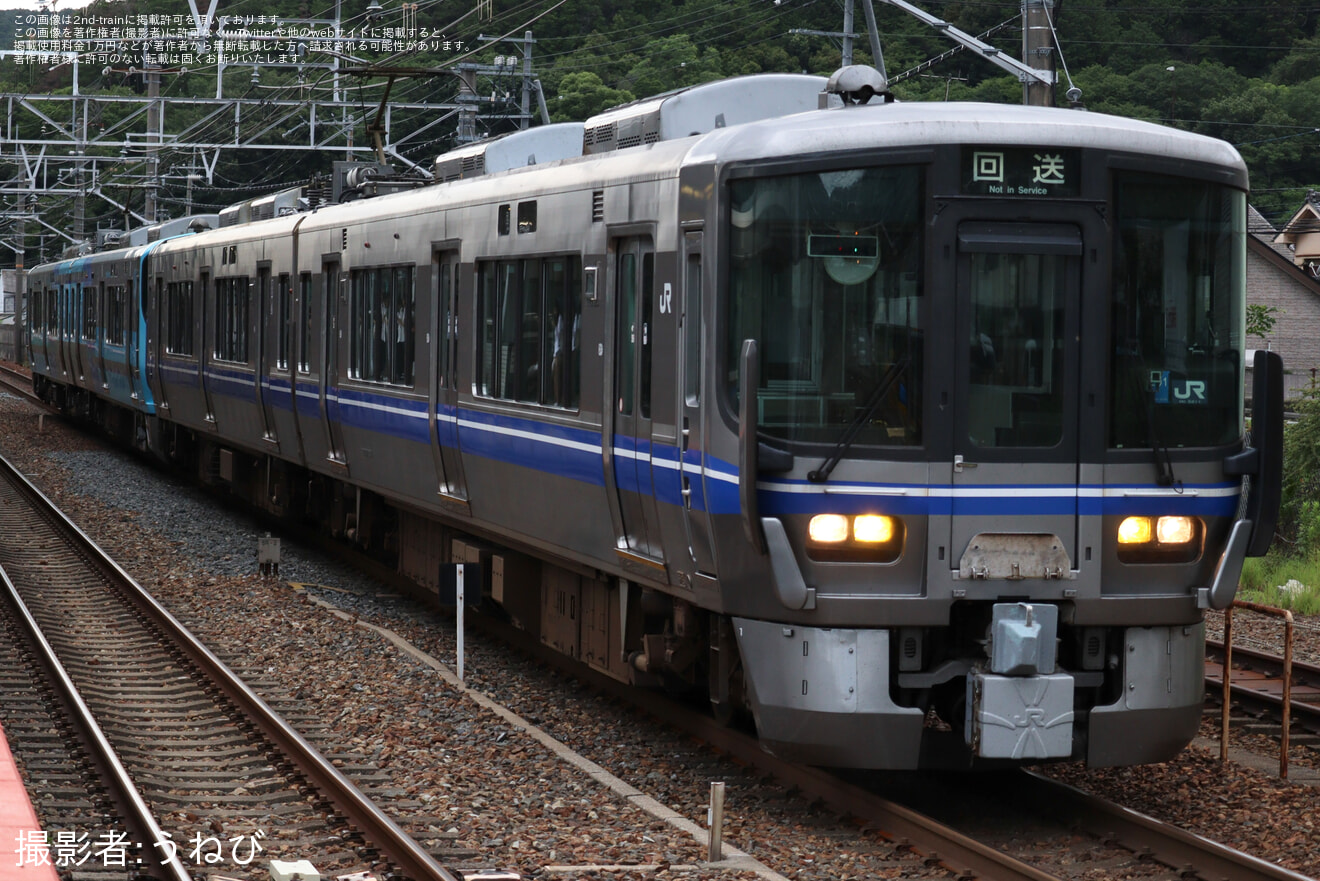 【IR】521系IR17編成吹田総合車両所出場回送の拡大写真