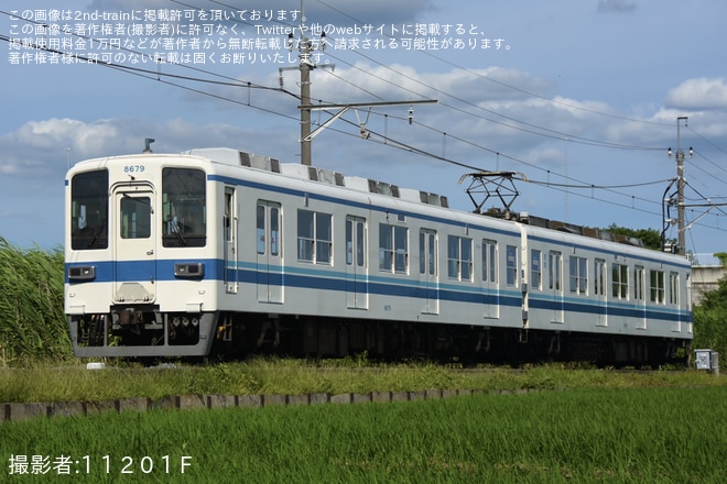 【東武】8000系8579Fが館林エリアの運用へを不明で撮影した写真