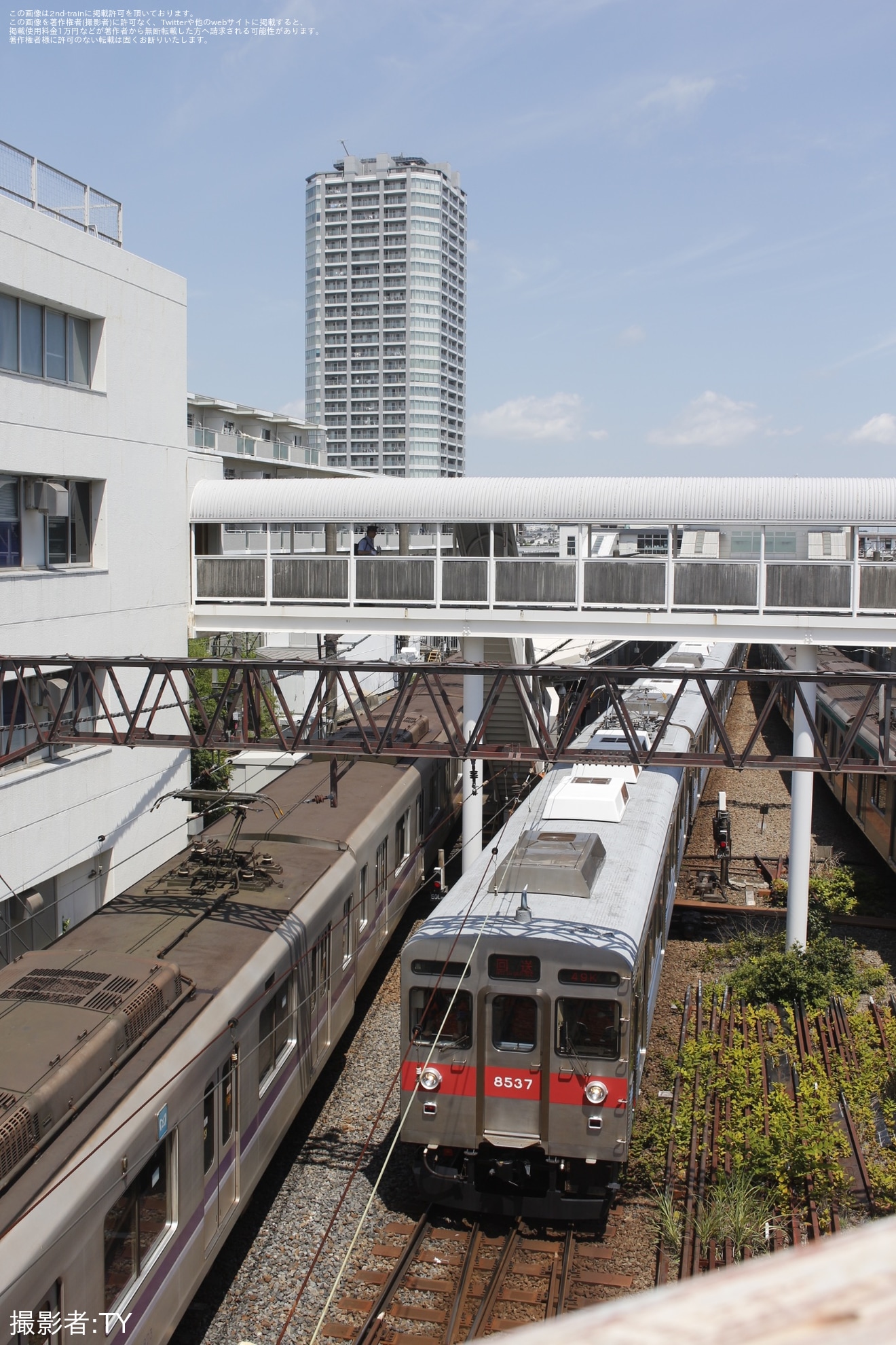 【東急】8500系8637Fが自走にて走行したことが確認の拡大写真