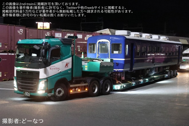 【大鐵】12系2両がJR西日本から譲渡され陸送を不明で撮影した写真