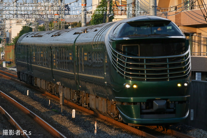 【JR西】87系「TWILIGHTEXPRESS瑞風」後藤総合車両所出場(20250723)をjr総持寺駅で撮影した写真