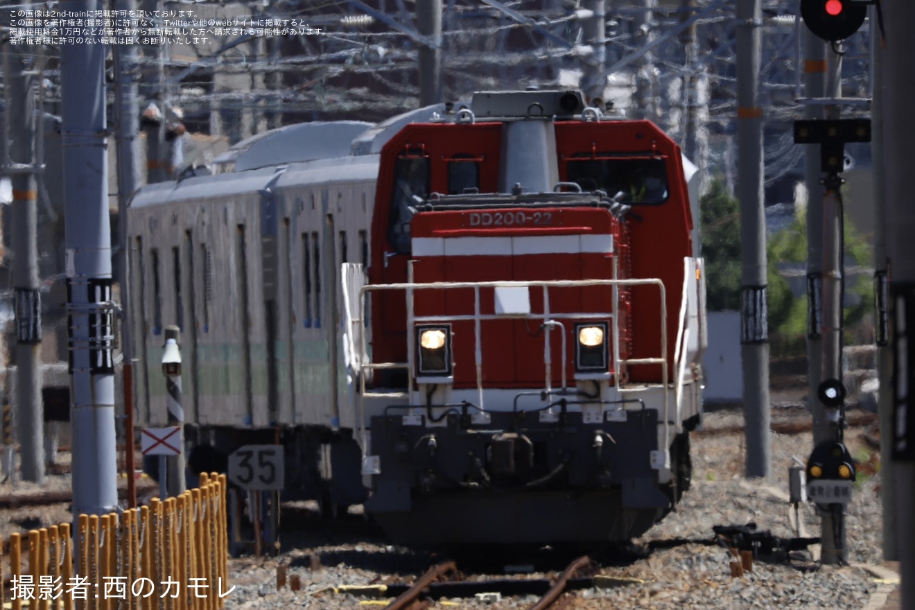 【JR東】HB-E220系2両(HB-E221-7+HB-E222-7)が甲種輸送の拡大写真