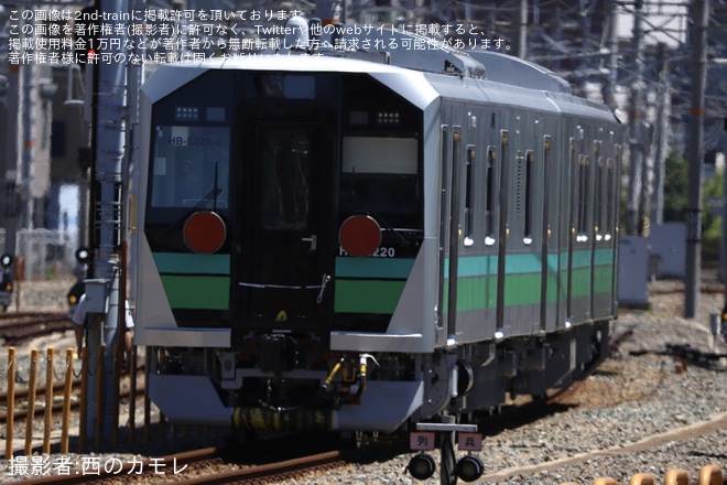 【JR東】HB-E220系2両(HB-E221-7+HB-E222-7)が甲種輸送