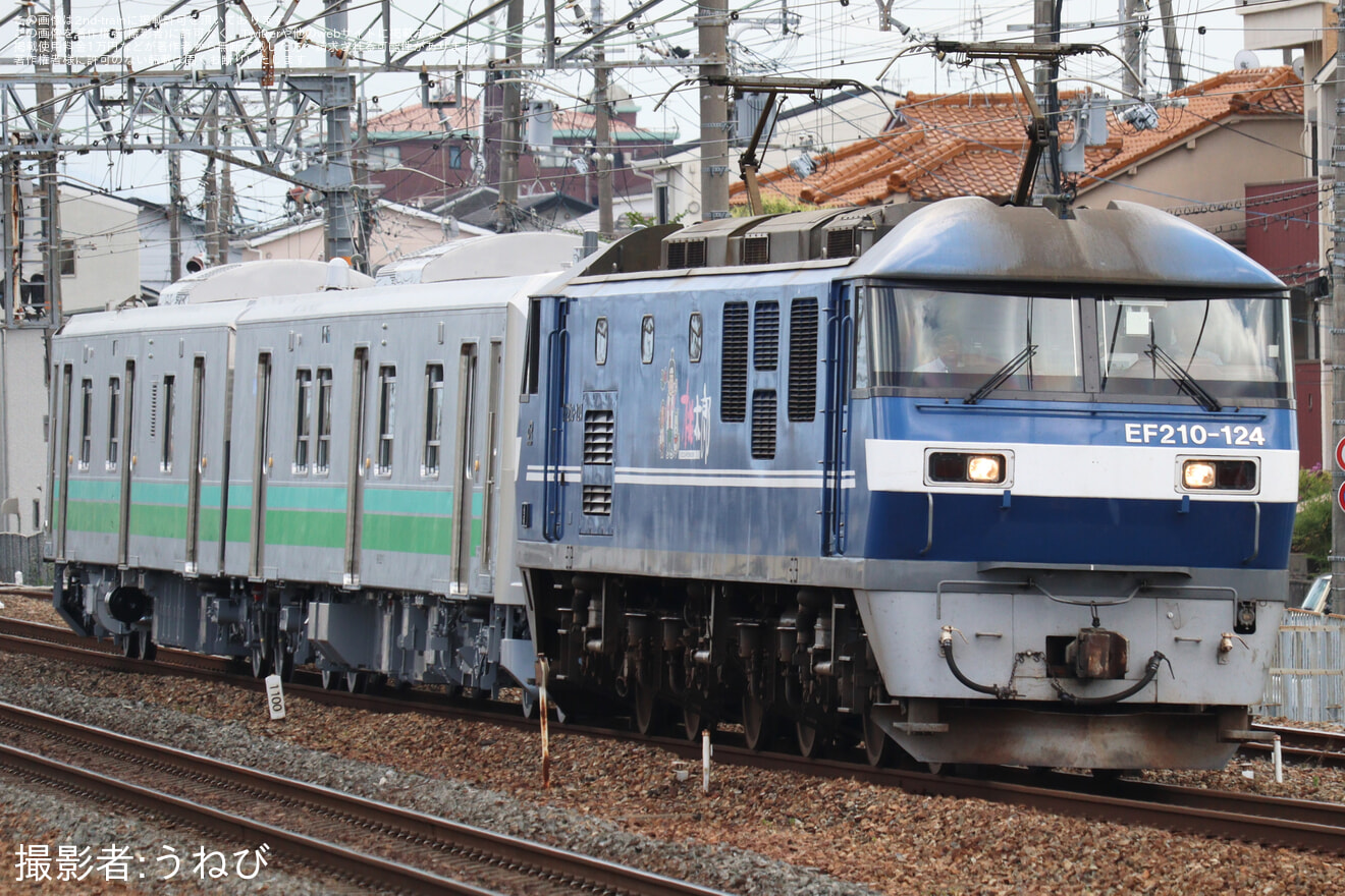 【JR東】HB-E220系2両(HB-E221-7+HB-E222-7)が甲種輸送の拡大写真