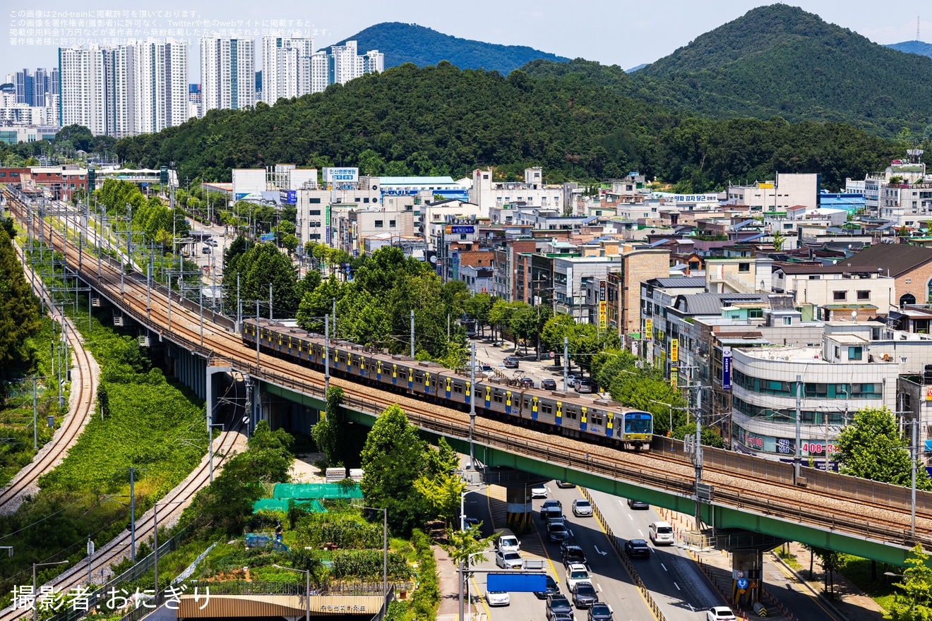 【Korail】351000系351F20編成が廃車回送の拡大写真