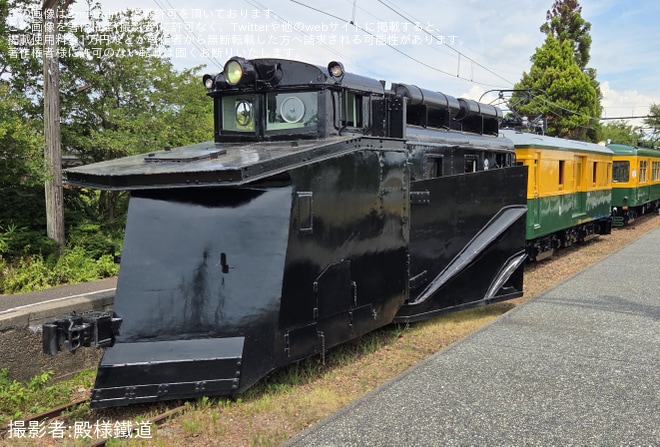 【新潟交通】かぼちゃ電車「修復工事完了記念式典」開催を月潟駅で撮影した写真