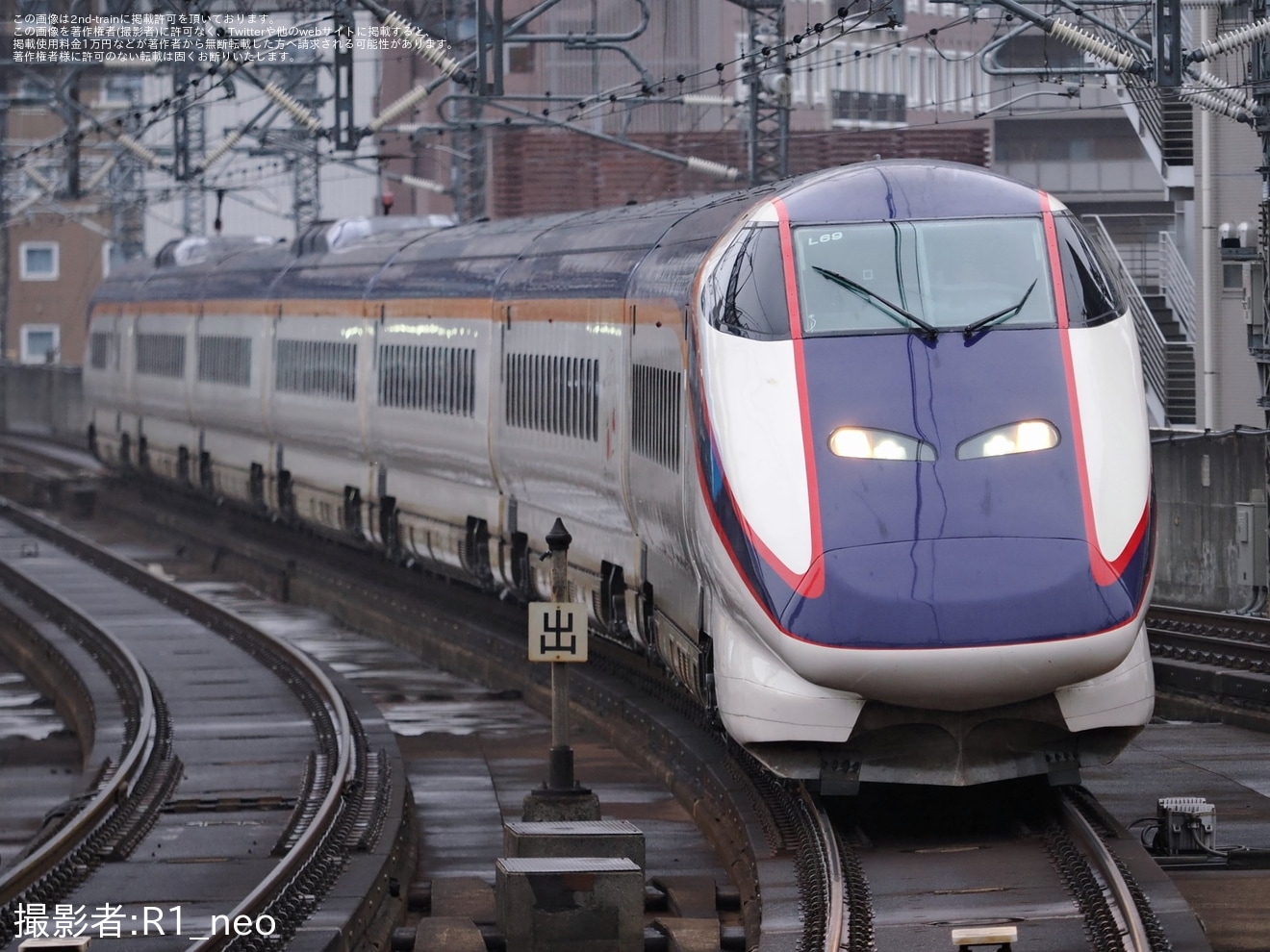 【JR東】E3系L69編成新幹線総合車両センター出場試運転(202508)の拡大写真
