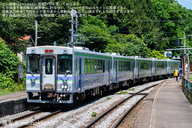 【JR北】函館港まつりの開催に伴う臨時列車の関係でキハ150形の5両が運転(2025)を不明で撮影した写真