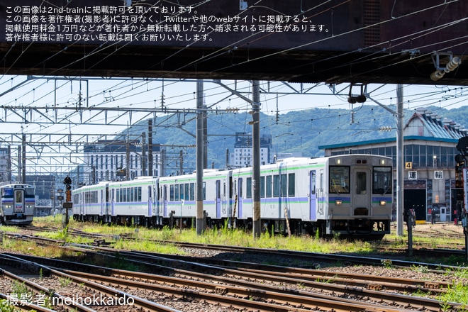 【JR北】函館港まつりの開催に伴う臨時列車の関係でキハ150形の5両が運転(2025)を不明で撮影した写真