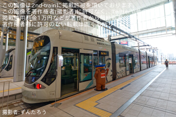 【広電】NHK広島放送局のイベントで、650形651号「被爆電車」と「NHK広島被爆80周年プロジェクトラッピング電車」を展示