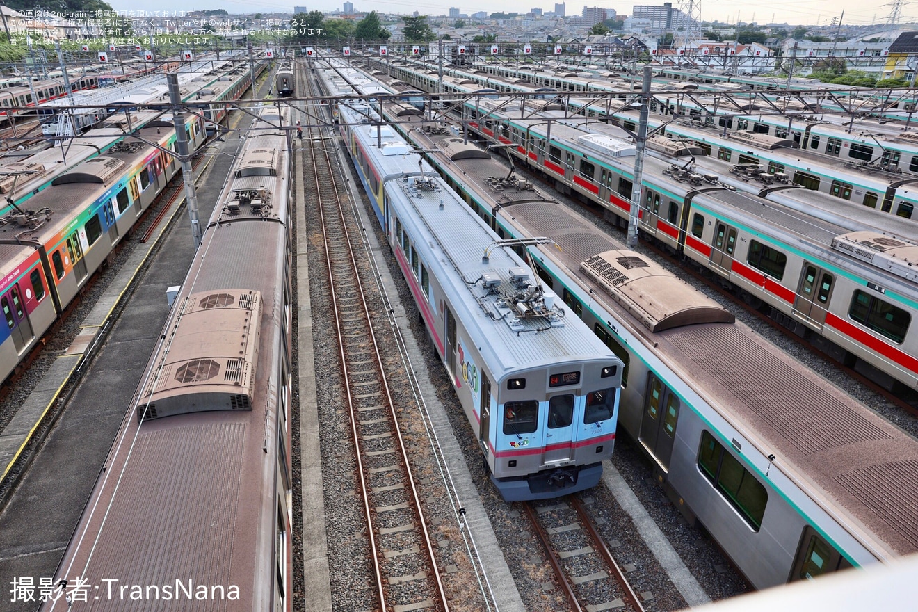 【東急】9000系9003Fが4両編成化の拡大写真