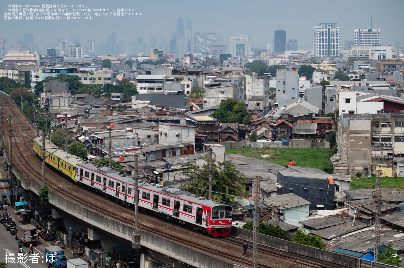 【KCI】元JR東日本の203系マト69編成脱線し救援回送の拡大写真