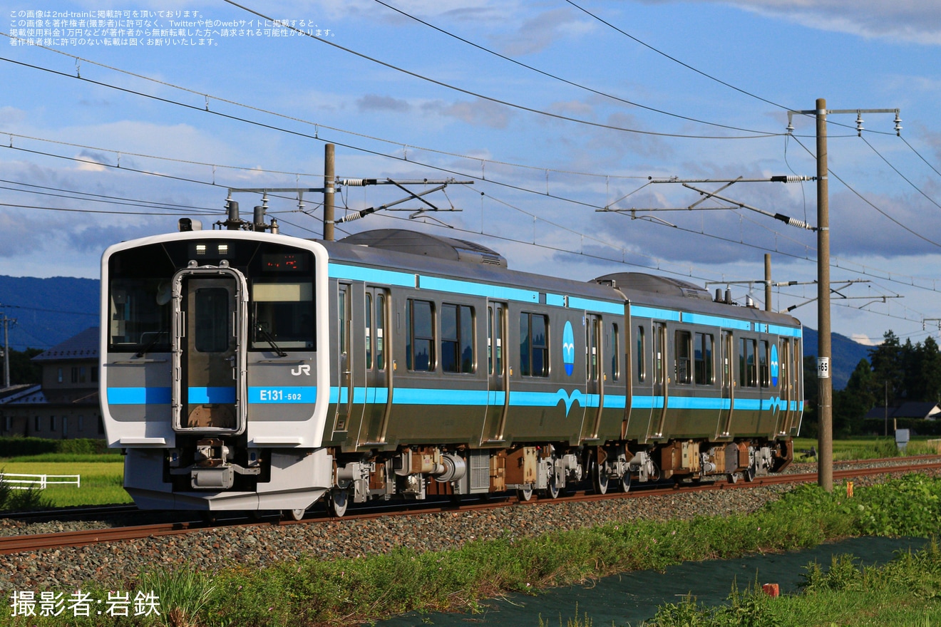 【JR東】キハE131-502+キハE132-502郡山総合車両センター出場回送の拡大写真