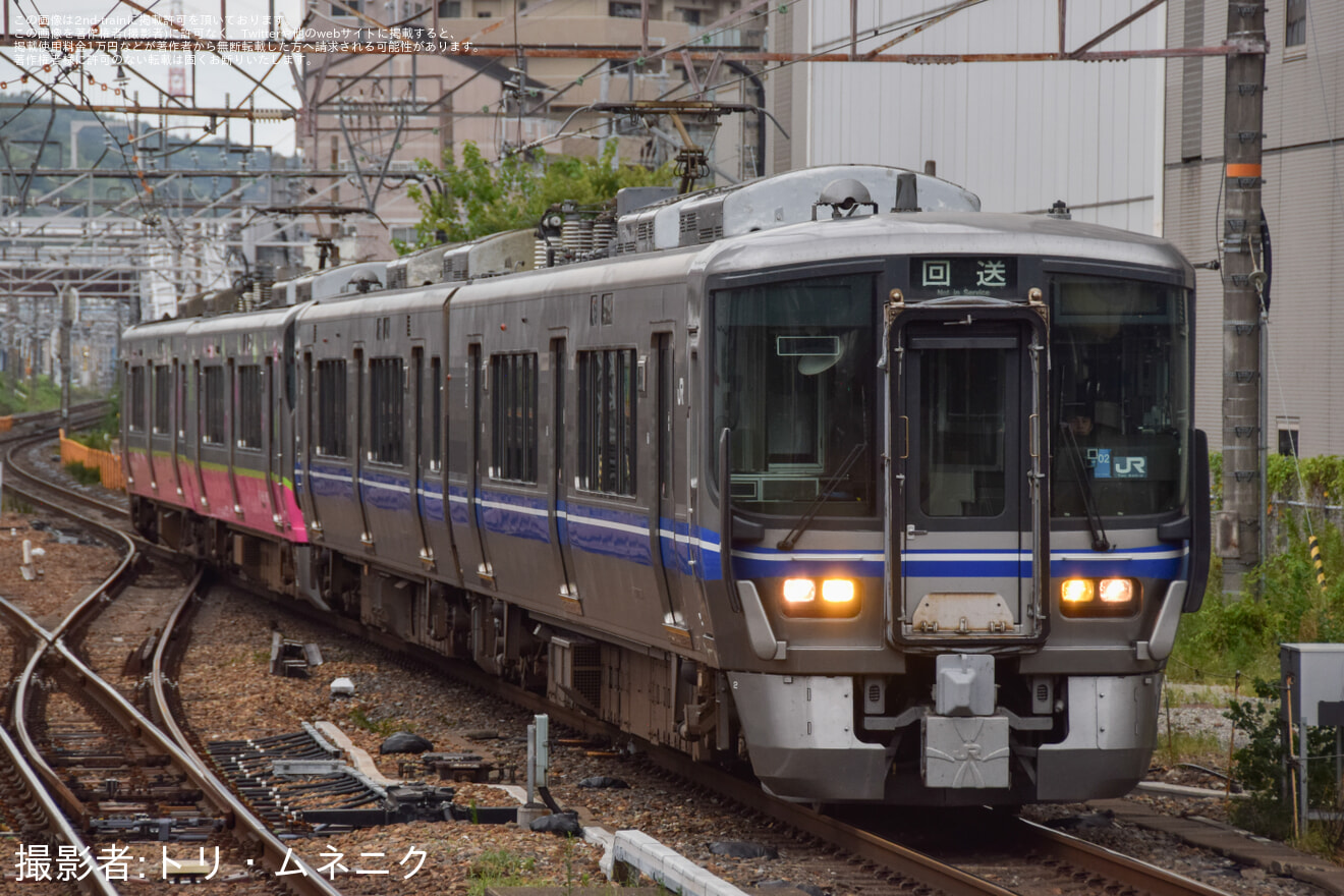 【ハピライン】521系HF07編成吹田総合車両所本所入場回送の拡大写真