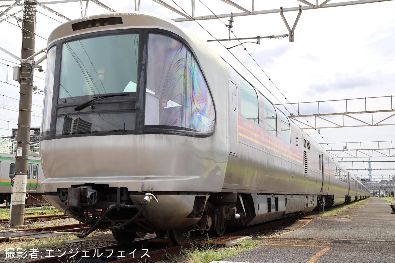 【JR東】「尾久駅構内カシオペア外観見学会」開催の拡大写真