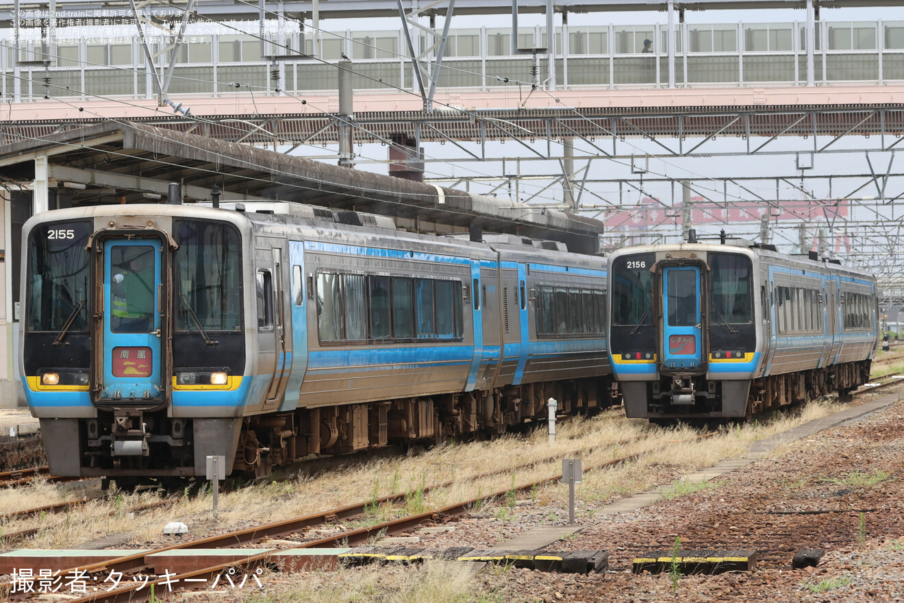 【JR四】南風4号・7号・9号を2000系が代走の拡大写真