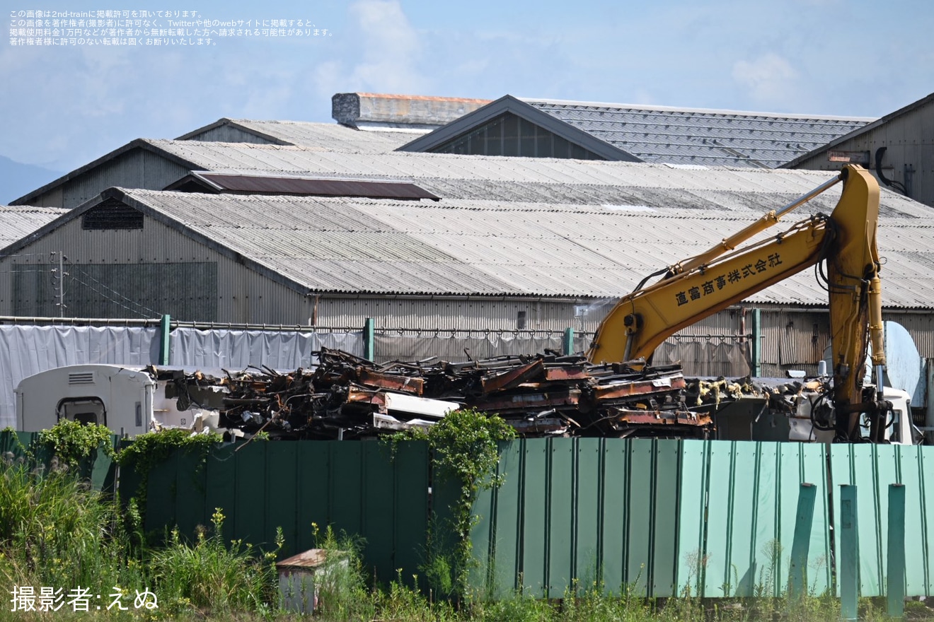 【JR東】185系0番台C1編成の3両が解体の準備開始とB6編成クハ185-212の解体が開始の拡大写真