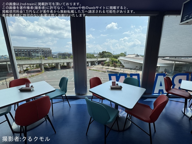 梅小路ハイラインで撮影された【JR西】「FUTURE TRAIN」の2号車・3号車レストランエリアが先行オープン