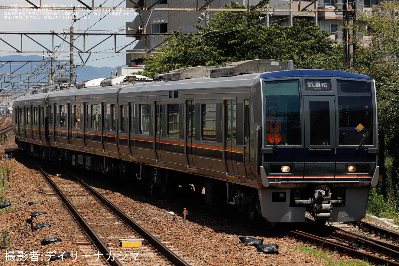 【JR西】207系H8編成吹田総合車両所本所出場試運転の拡大写真