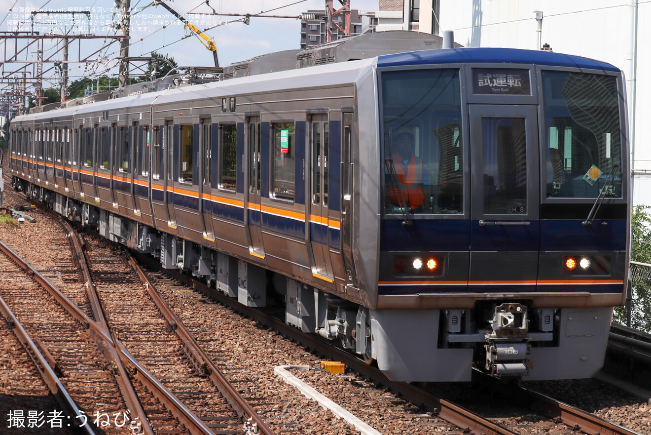 【JR西】207系H8編成吹田総合車両所本所出場試運転の拡大写真
