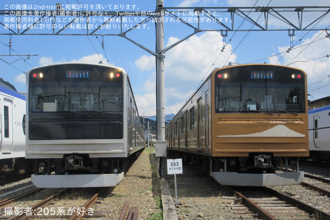 河口湖駅で撮影された【富士山麓】「河口湖線開業75周年記念撮影会」開催