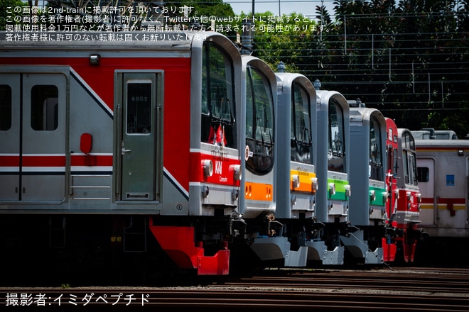 Depok車両基地で撮影された【KCI】DEPO DEPOK TOUR EVENTで埼京線、横浜線、南武線、武蔵野線時代の205系が再現
