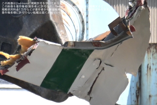 【JR東】185系C1編成最後の1両(クハ185-2)の解体が確認を長野総合車両センター付近で撮影した写真