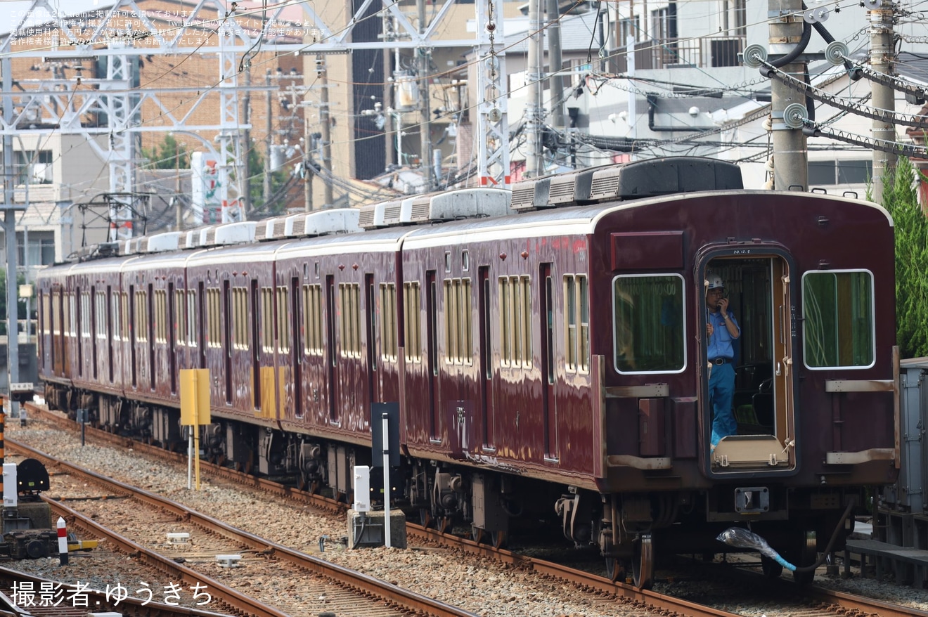 【阪急】7300系7304Fが休車札を付けて入換の拡大写真