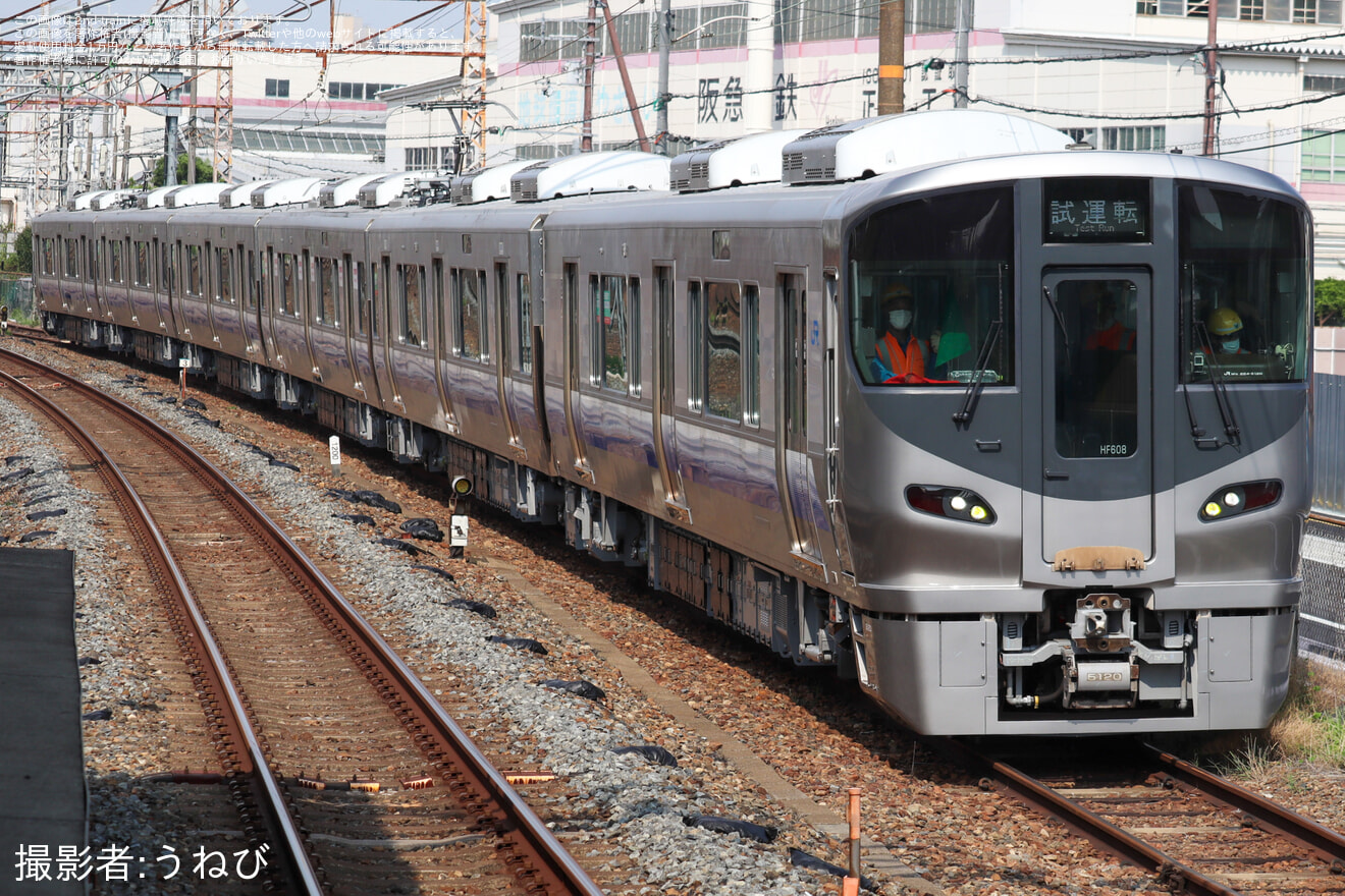 【JR西】225系HF608編成吹田総合車両所本所構内試運転の拡大写真