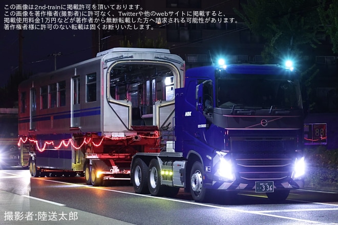 【大モノ】1000系04編成が廃車・解体のため陸送を不明で撮影した写真