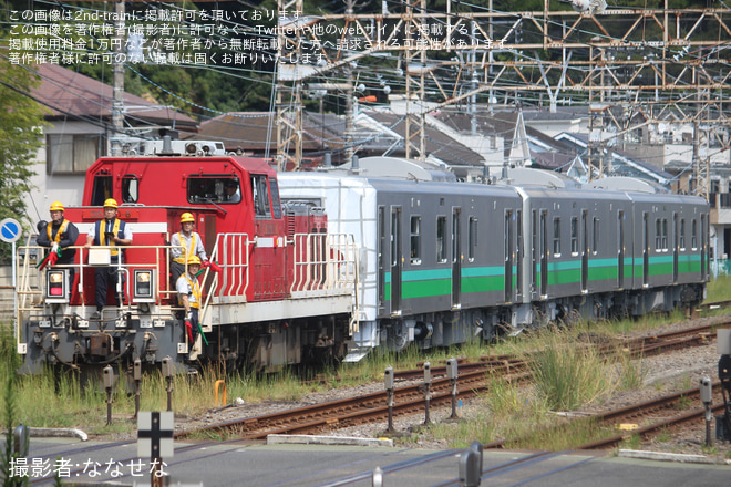 逗子駅で撮影された【JR東】HB-E220系3両J-TREC横浜事業所出場甲種輸送