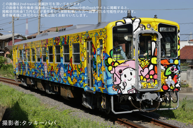 【JR四】キハ54形キハ54-6「スマイルえきちゃん号」が検査を終えて多度津工場出場を多度津工場構外側線で撮影した写真