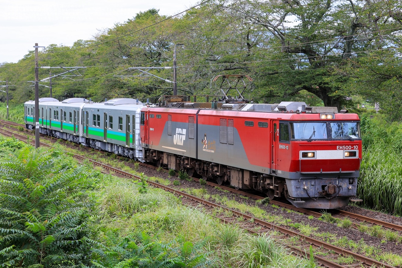 【JR東】HB-E220系3両J-TREC横浜事業所出場甲種輸送の拡大写真