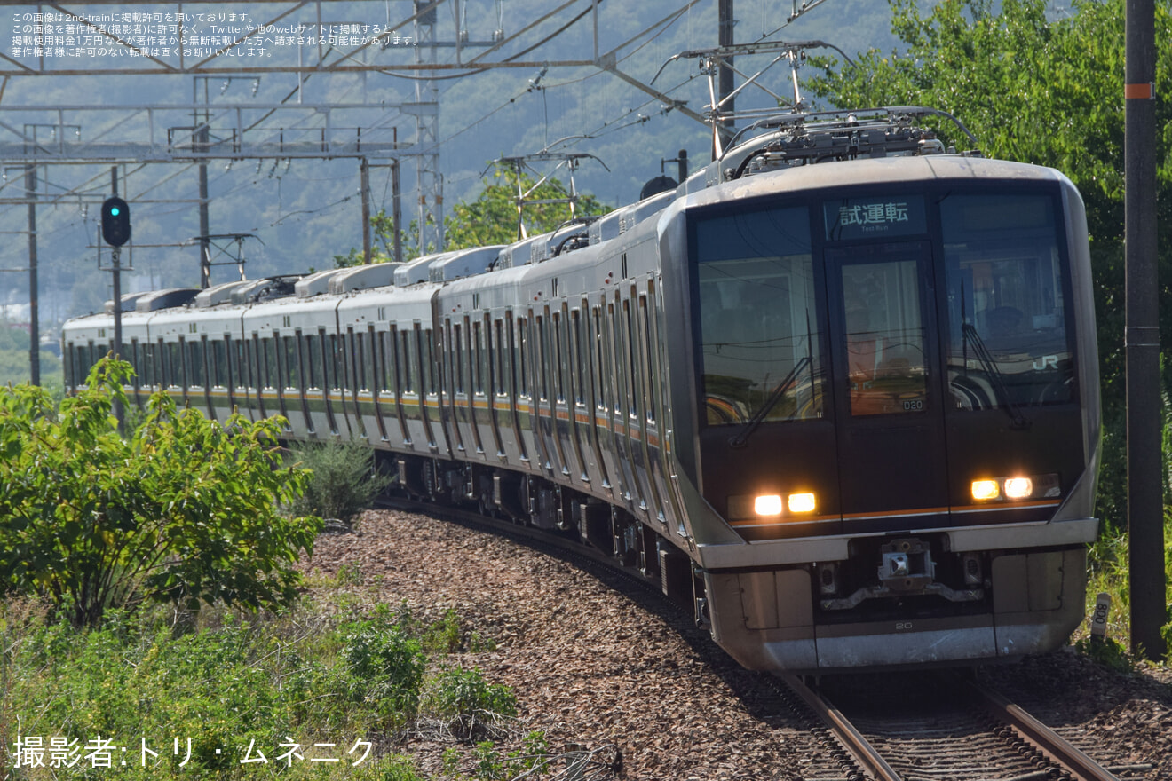 【JR西】321系D20編成網干総合車両所本所出場試運転の拡大写真