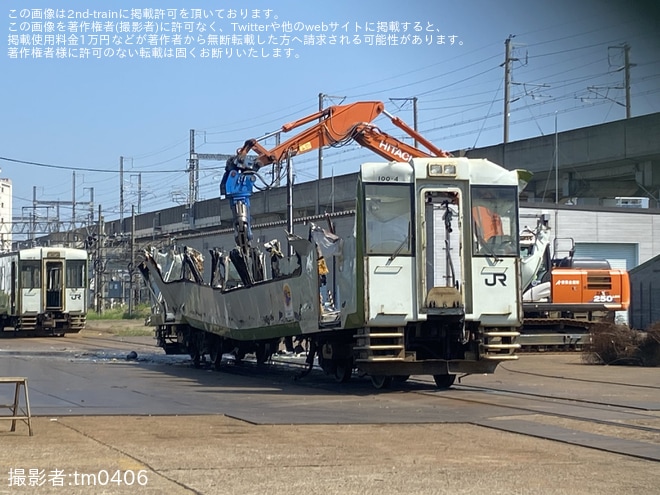 【JR東】キハ100-4が郡山総合車両センターで解体中