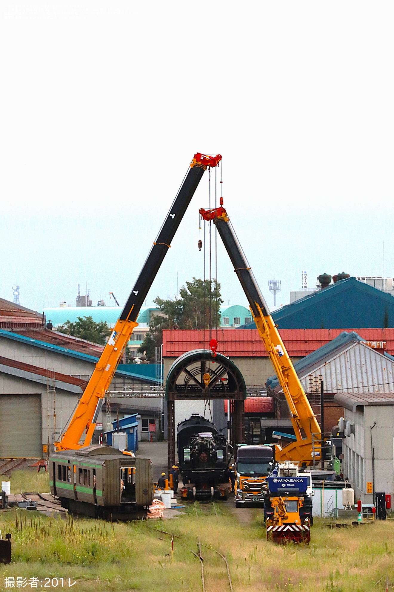 【JR北】C11-171が苗穂工場へ陸送済の拡大写真