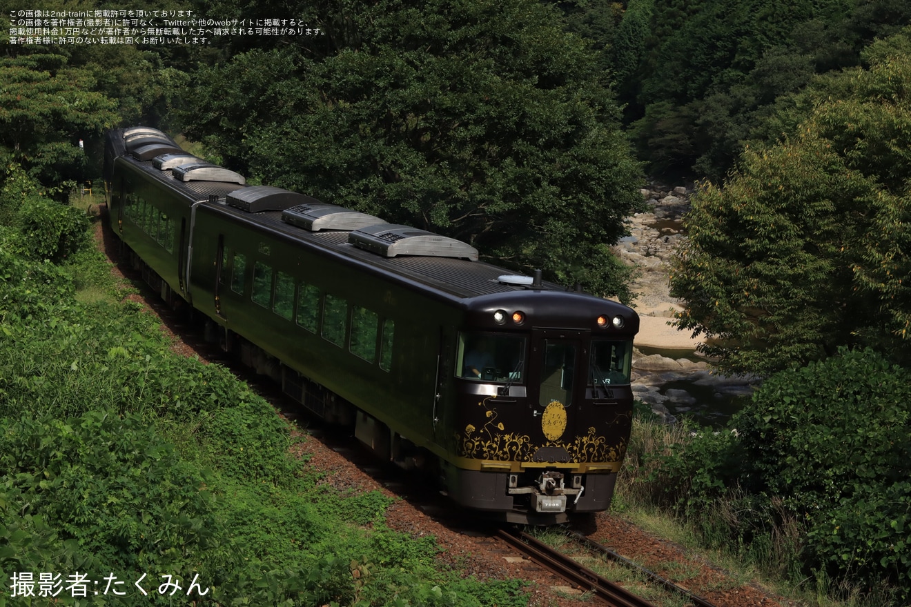 【JR西】キハ189系はなあかりが関西本線で試運転の拡大写真