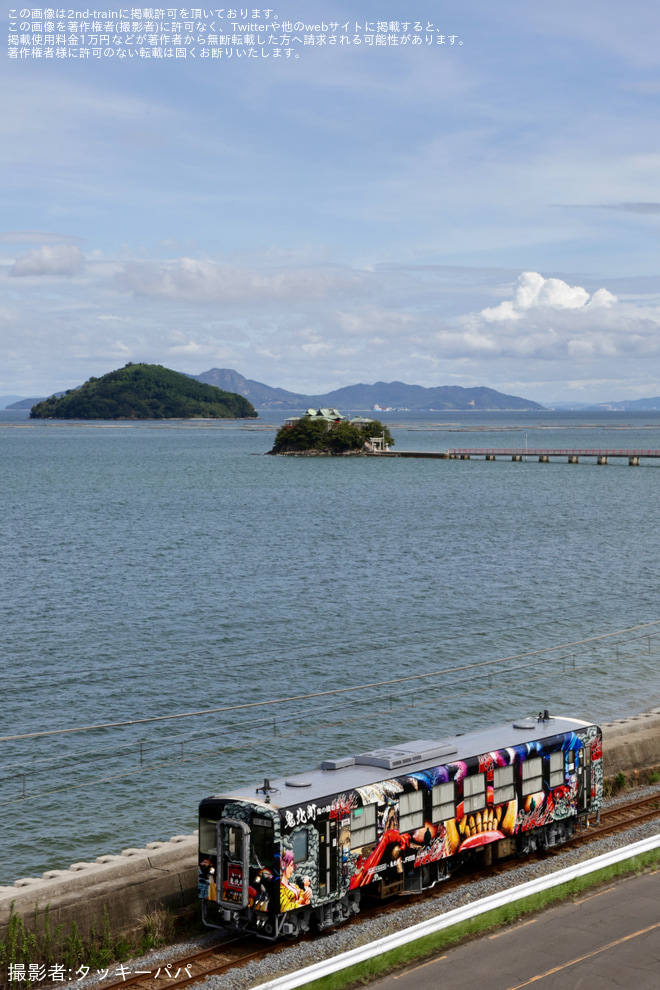 詫間～海岸寺間で撮影された【JR四】キハ32形キハ32-5「鬼列車」が検査を終えて多度津工場出場