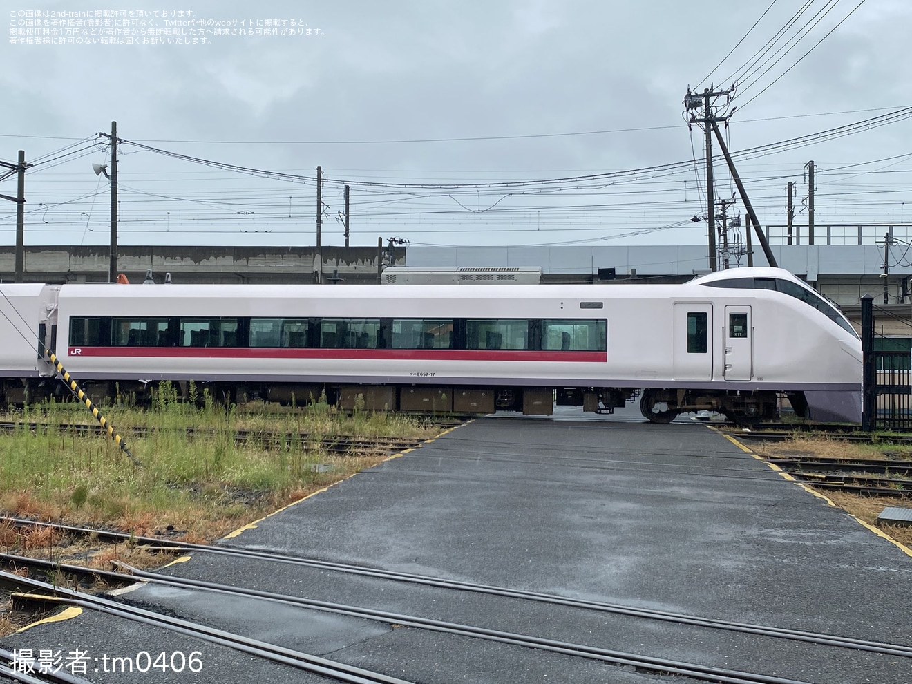 【JR東】E657系K17編成がグリーンレイク色から通常塗装に戻されるの拡大写真